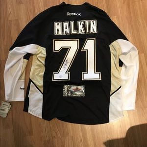 Evgeni Malkin Pittsburgh Penguins signed jersey